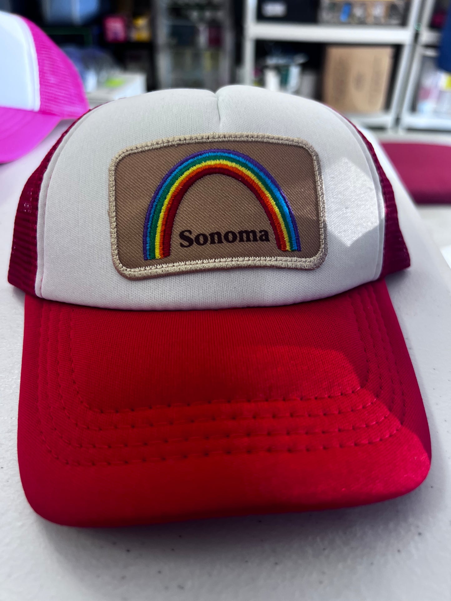Mini Mel Sonoma Rainbow small trucker Red