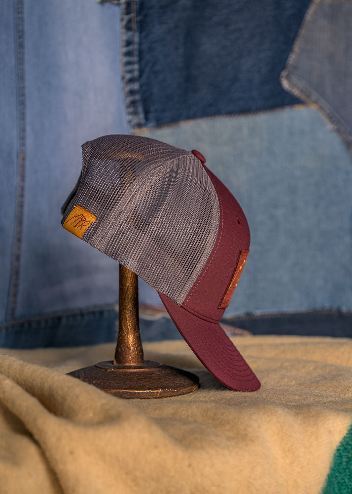 MR Signature Maroon Gold